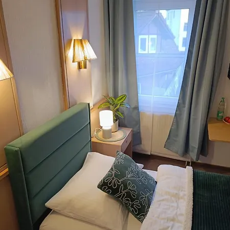 Kleines Stadthotel Ratsschaenke Suedheide Hotel 3*
