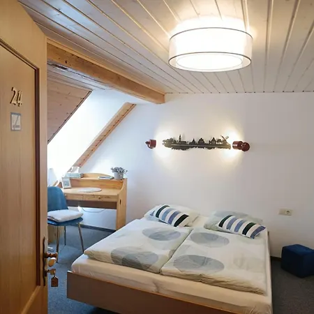 Kleines Stadthotel Ratsschaenke Suedheide